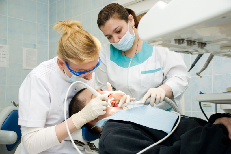 Tips for Overcoming Anxiety at the Dental Clinic in Long Beach, CA
