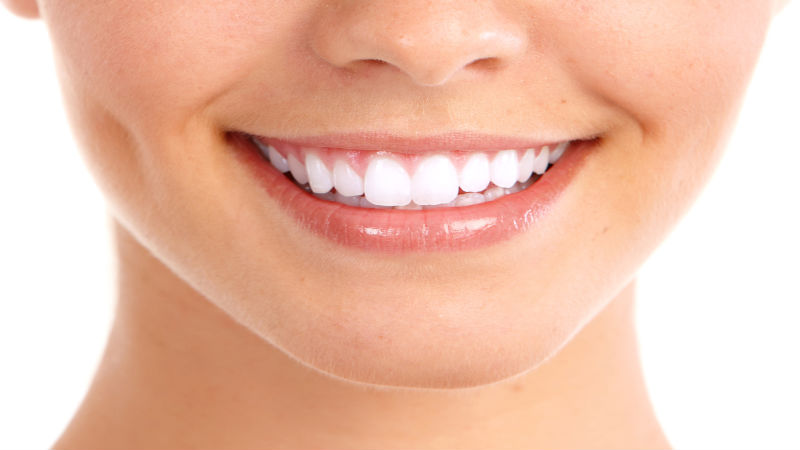 Four Signs It’s Time to See a Cosmetic Dentist in Salem OR